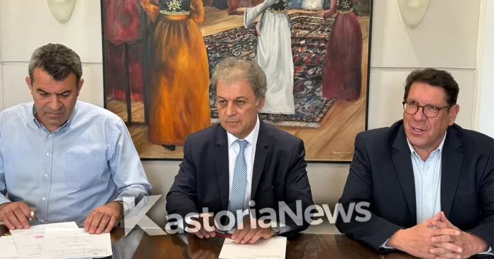 Υπογραφή σύμβασης ενεργειακής αναβάθμισης νοσοκομείου Καστοριάς
